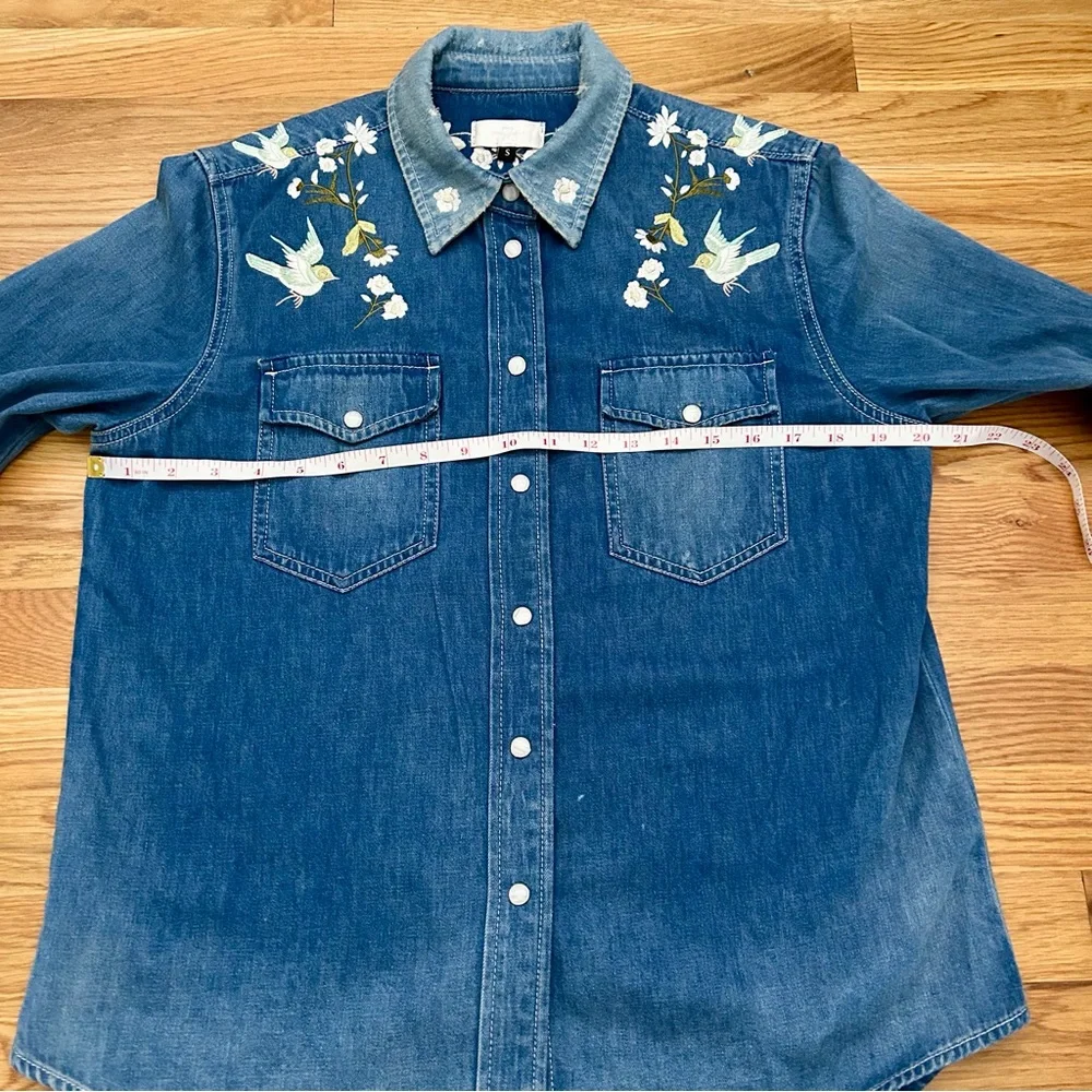 Seven 4 All Mankind Floral Embroidered Distressed Button Down Denim Top - Picture 13 of 16